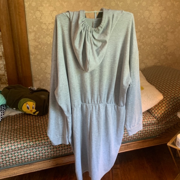 Forever 21 plus size jersey dress . Worn a few times - Picture 4 of 4